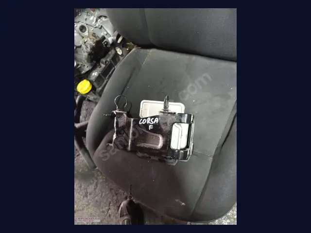 Opel Corsa ABS BEYNİ çıkma yedek parça