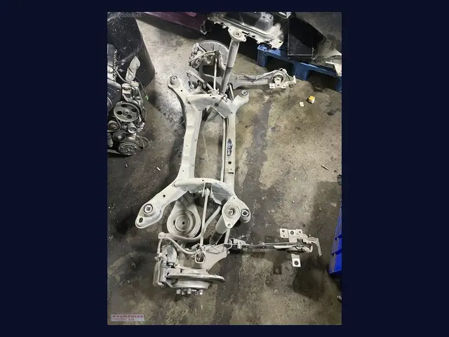 Volvo S60 ARKA DİNGİL çıkma yedek parça