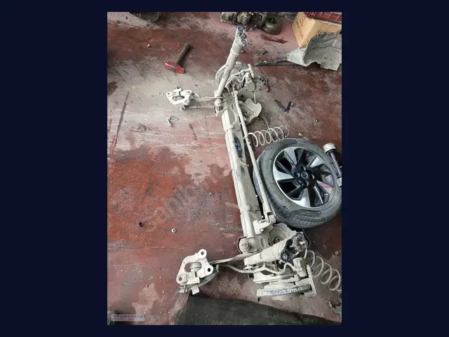 Opel Corsa ARKA DİNGİL çıkma yedek parça