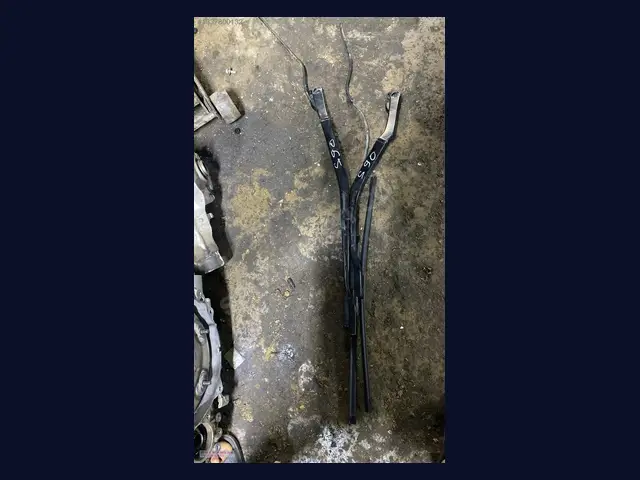 Volvo S90 SİLECEK KOLU çıkma yedek parça