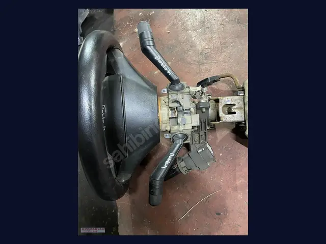 Fiat Doblo SİLECEK KOLU çıkma yedek parça