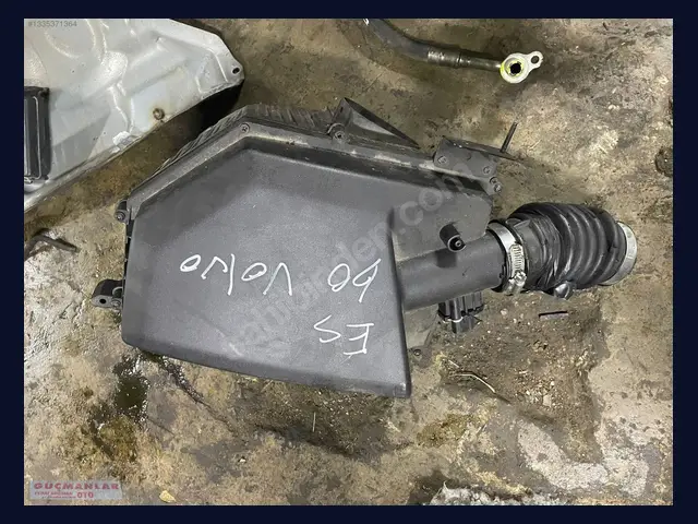 Volvo S60 HAVA FİLTRESİ KUTUSU çıkma yedek parça
