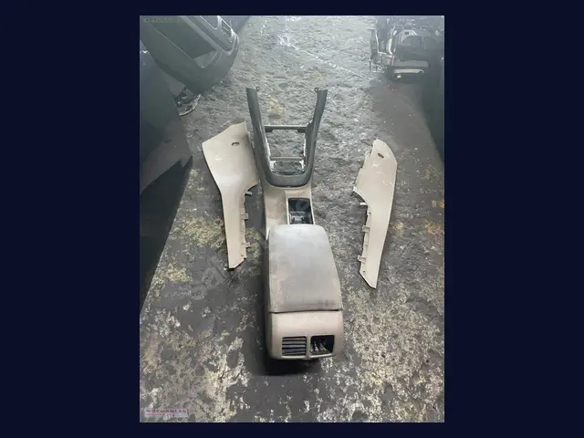 Volkswagen Golf BAKALİTLER çıkma yedek parça
