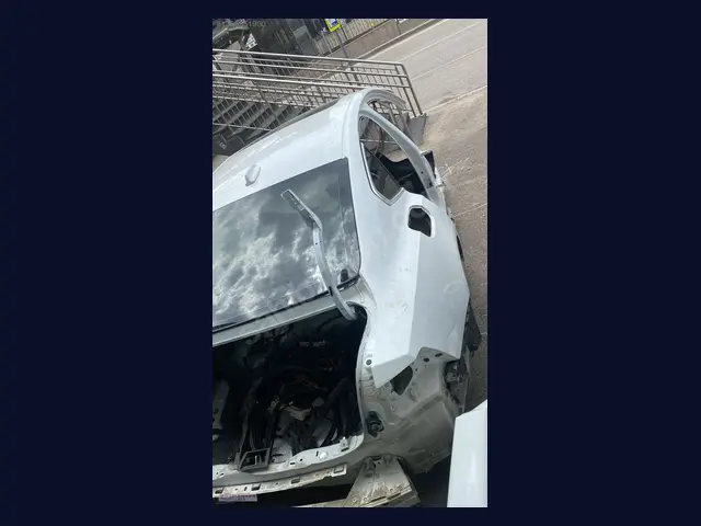 Volvo S90 ÇAMURLUK çıkma yedek parça