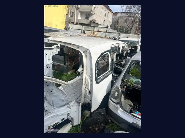 Peugeot Partner ÇAMURLUK çıkma yedek parça