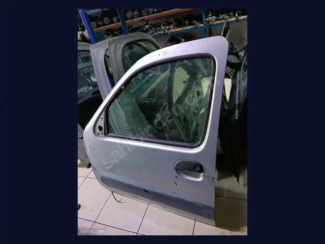Renault Kangoo KAPI çıkma yedek parça