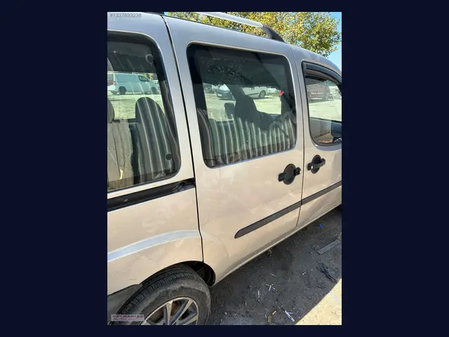 Fiat Doblo KAPI çıkma yedek parça