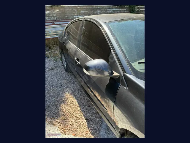 Renault Laguna KAPI çıkma yedek parça