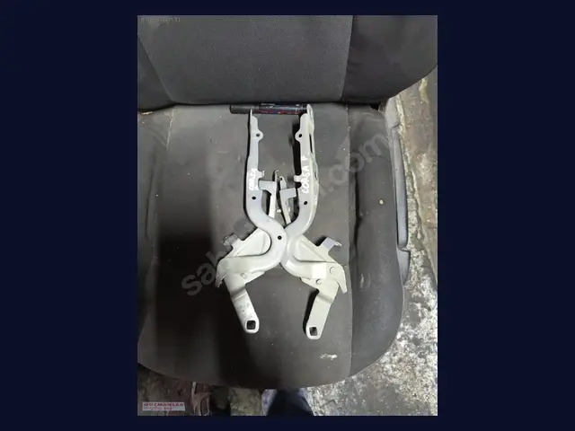 Opel Corsa KAPUT MENTEŞESİ çıkma yedek parça
