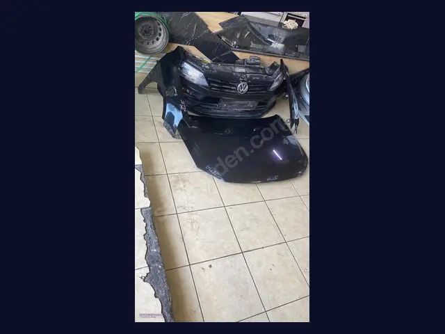 Volkswagen Jetta KAPUT çıkma yedek parça
