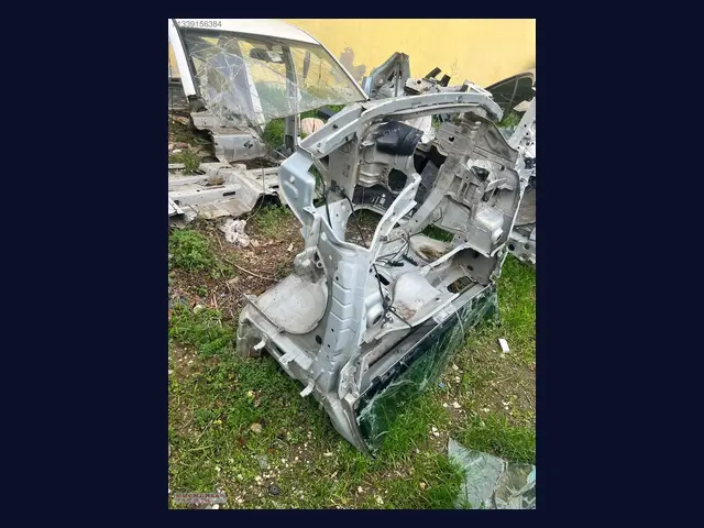 Renault Clio ŞASİ (SOL) çıkma yedek parça