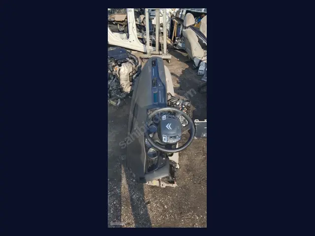 Citroen C5 TORPİDO çıkma yedek parça