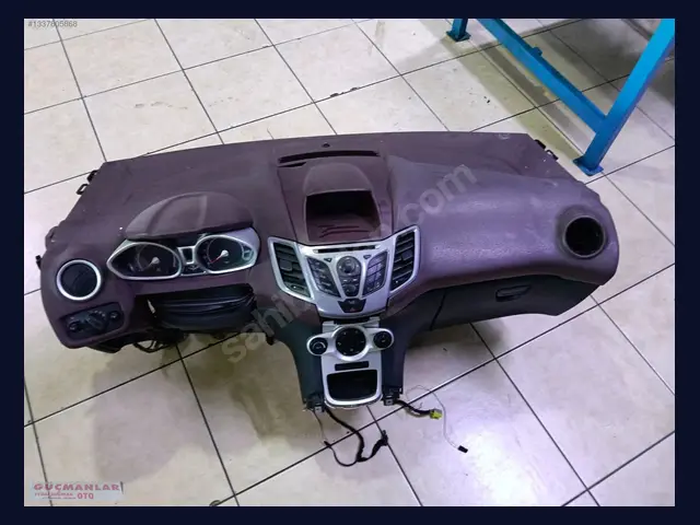 Ford Fiesta TORPİDO çıkma yedek parça