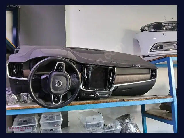 Volvo S90 TORPİDO çıkma yedek parça