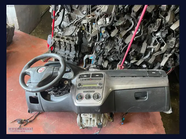 Fiat Punto TORPİDO çıkma yedek parça