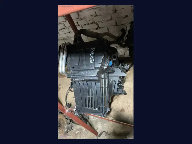 Ford Focus KALORİFER KUTUSU çıkma yedek parça