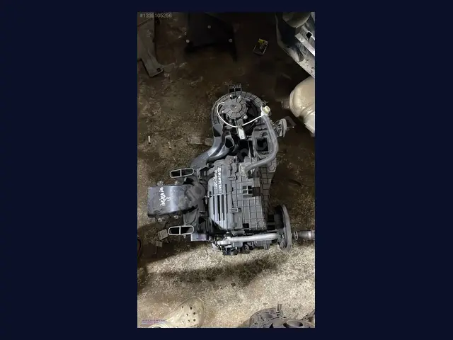 Opel Insignia KALORİFER KUTUSU çıkma yedek parça