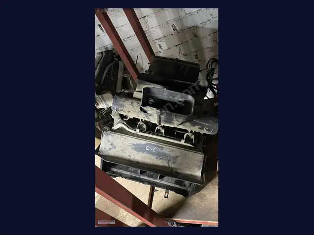 Opel Corsa KALORİFER KUTUSU çıkma yedek parça