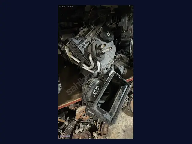 Renault Kangoo KALORİFER KUTUSU çıkma yedek parça