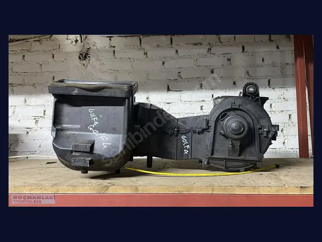 Volkswagen Golf KALORİFER KUTUSU çıkma yedek parça