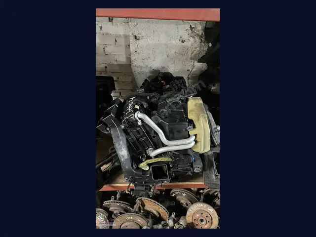 Volkswagen Jetta KALORİFER KUTUSU çıkma yedek parça