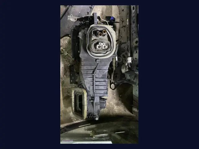 Volkswagen Jetta KALORİFER KUTUSU çıkma yedek parça