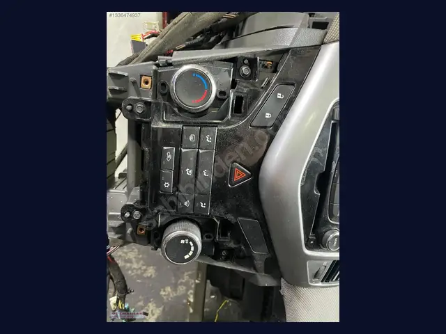 Chevrolet Cruze KLİMA KONTROL ÜNİTESİ çıkma yedek parça