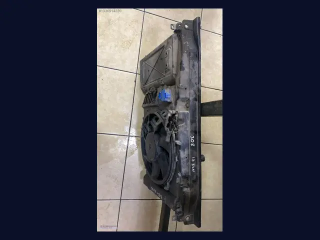 Peugeot 308 RADYATÖR çıkma yedek parça