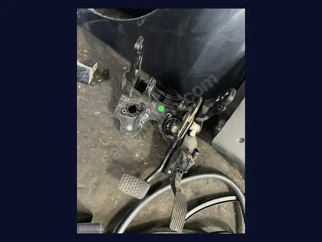 Chevrolet Cruze PEDAL çıkma yedek parça