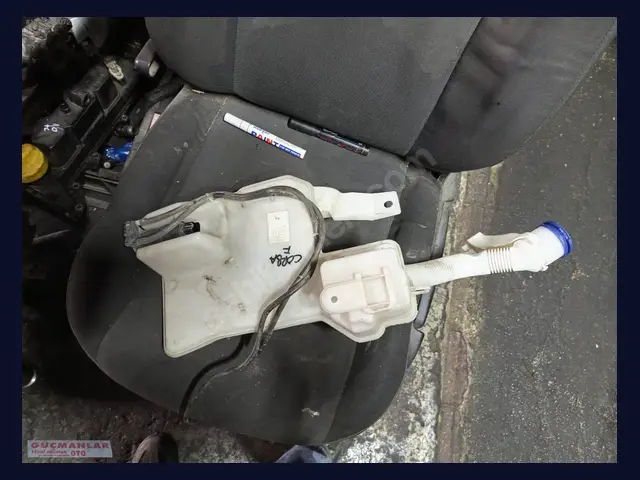 Opel Corsa SİLECEK SUYU DEPOSU çıkma yedek parça