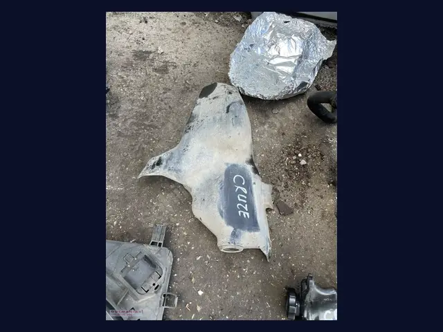 Chevrolet Cruze SİLECEK SUYU DEPOSU çıkma yedek parça