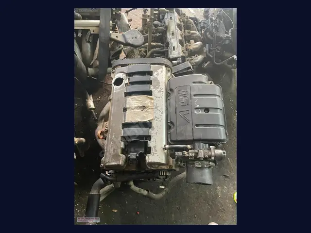 Peugeot 106 MOTOR (KOMPLE) çıkma yedek parça