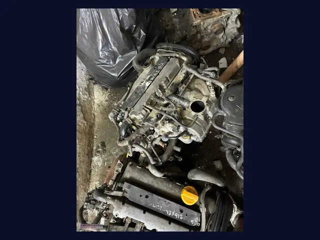 Opel Corsa MOTOR (KOMPLE)
