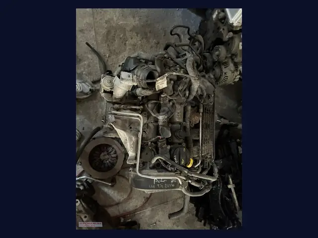 Volkswagen Polo MOTOR (KOMPLE)