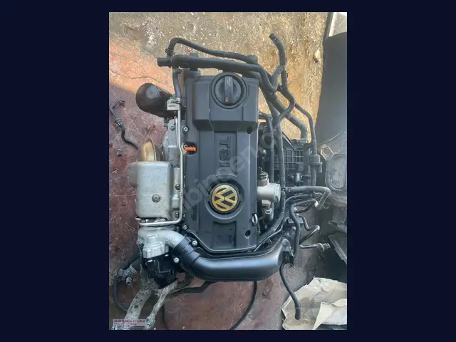 Volkswagen Golf MOTOR (KOMPLE)