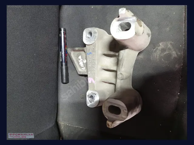 Opel Corsa MOTOR TAKOZU çıkma yedek parça