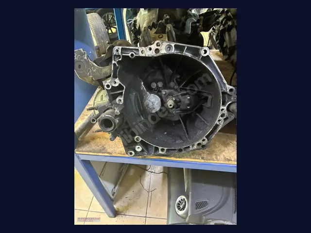 Peugeot 301 ŞANZIMAN KOMPLE çıkma yedek parça