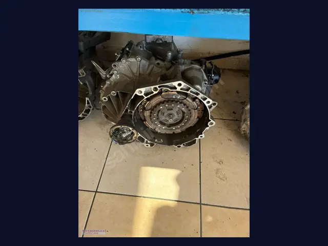 Audi A3 ŞANZIMAN KOMPLE çıkma yedek parça