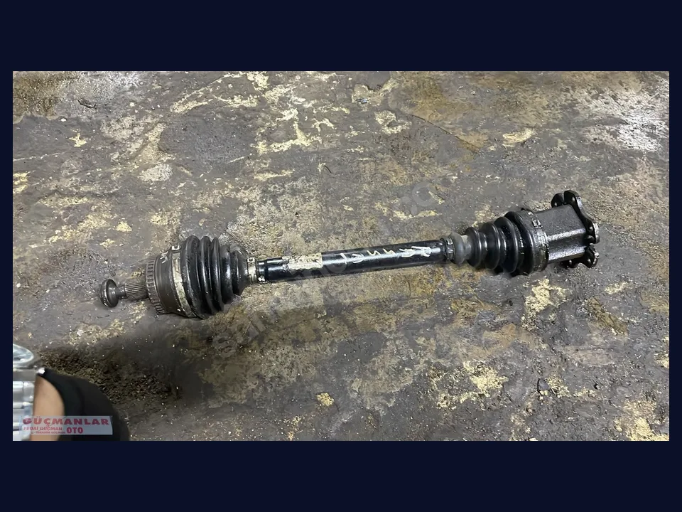 Volkswagen Passat AKS çıkma parça fotoğrafı 1