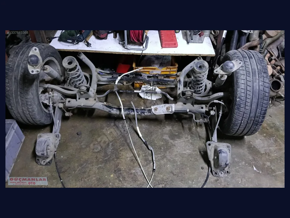 Volkswagen Jetta ARKA DİNGİL çıkma parça fotoğrafı 1