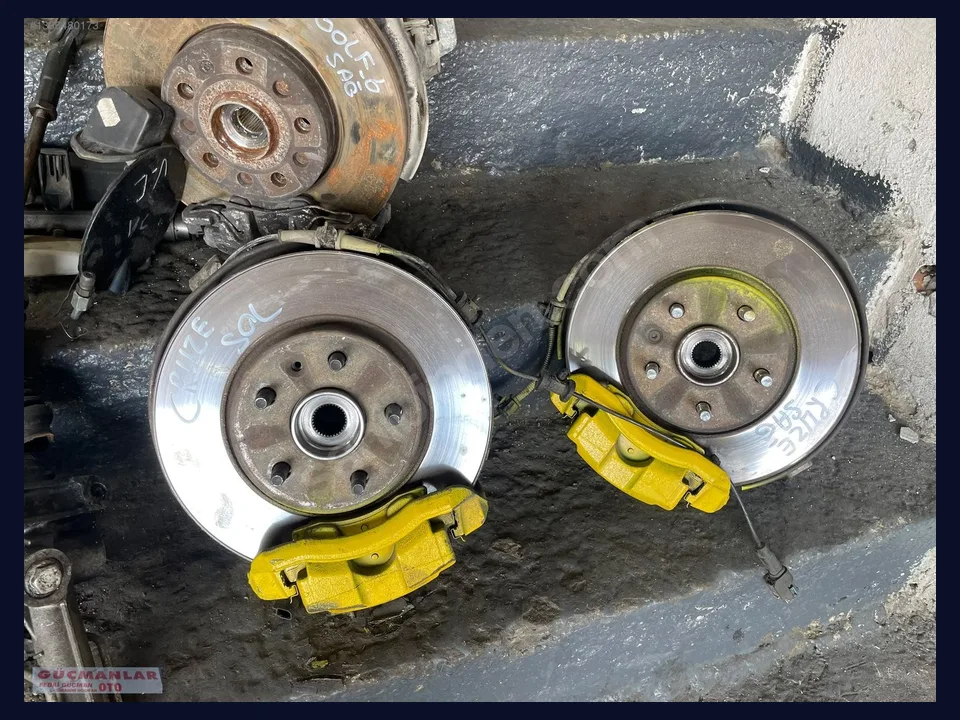 Chevrolet Cruze TAŞIYICI çıkma parça fotoğrafı 1