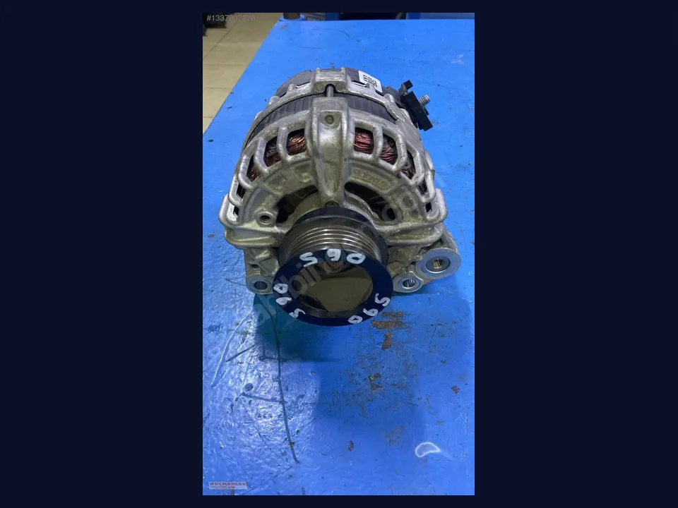 Volvo S90 ŞARJ DİNAMOSU çıkma parça fotoğrafı 1