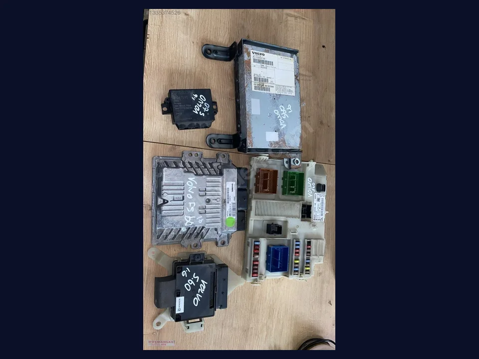 Volvo S60 BEYİN çıkma parça fotoğrafı 1