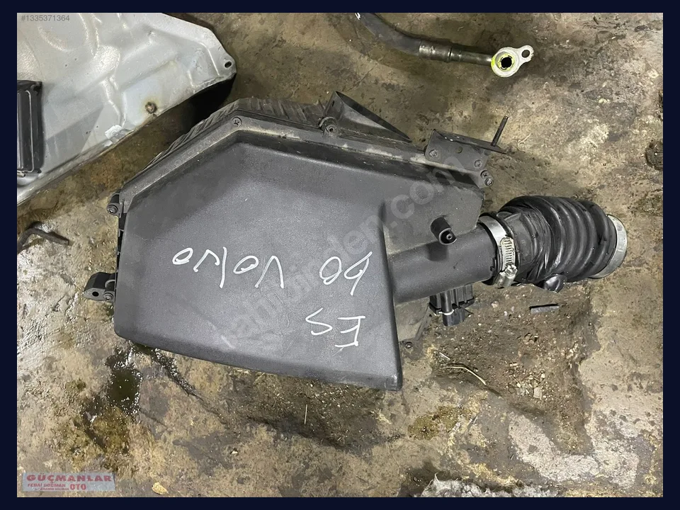 Volvo S60 HAVA FİLTRESİ KUTUSU çıkma parça fotoğrafı 1