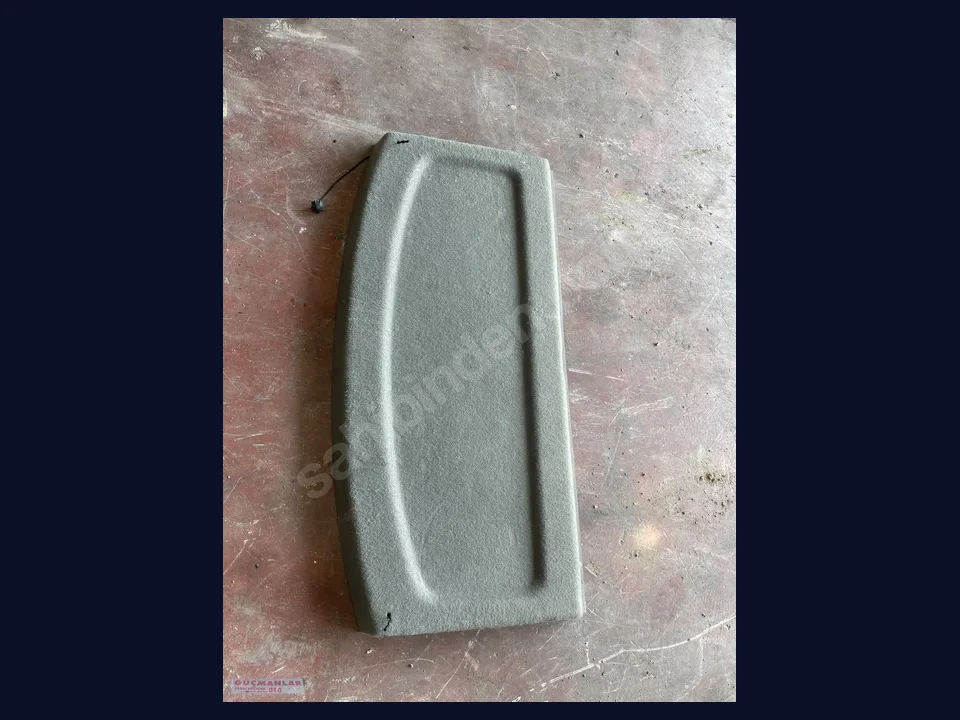 Volkswagen Golf BAGAJ çıkma parça fotoğrafı 1