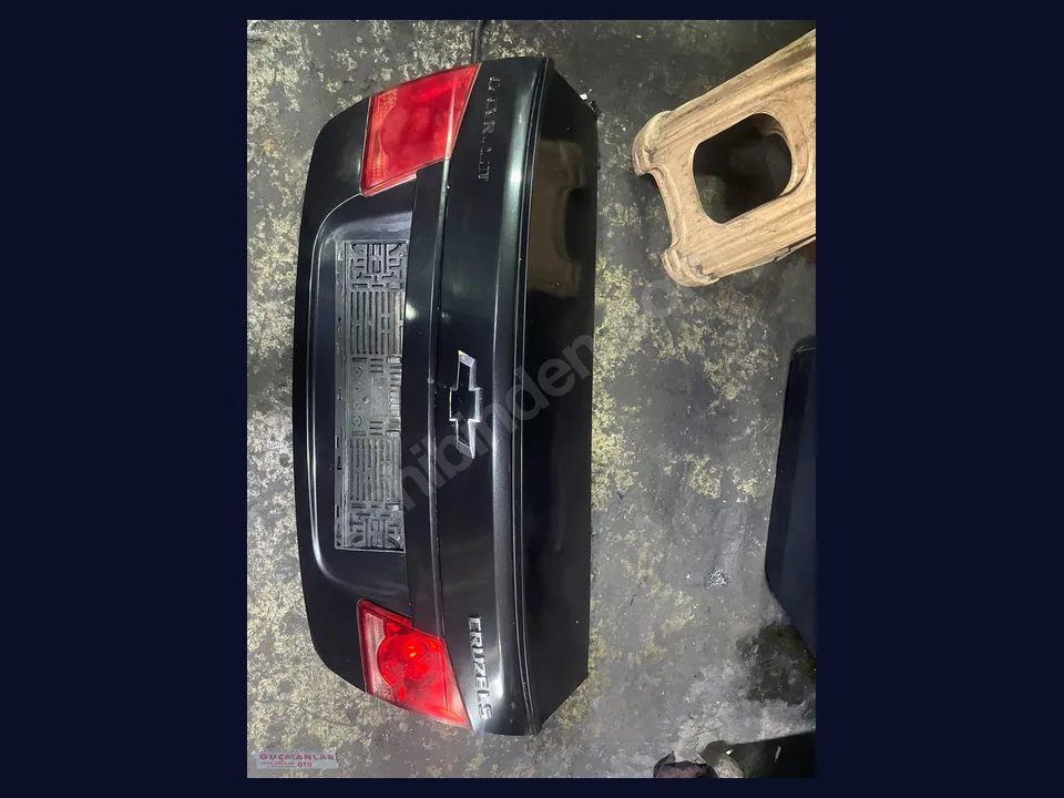 Chevrolet Cruze BAGAJ çıkma parça fotoğrafı 1