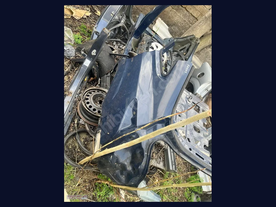 Ford Focus ÇAMURLUK çıkma parça fotoğrafı 1