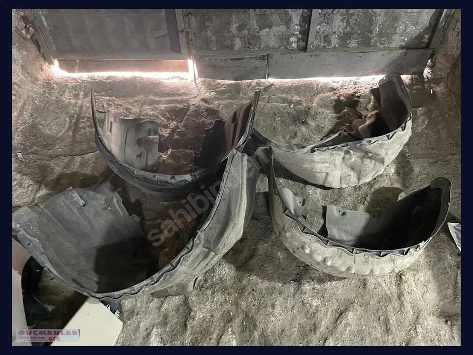 Volvo S60 DAVLUMBAZ çıkma parça fotoğrafı 1