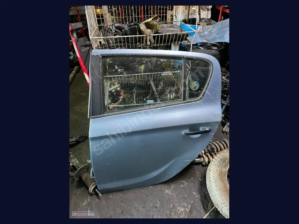 Hyundai i20 KAPI çıkma parça fotoğrafı 1