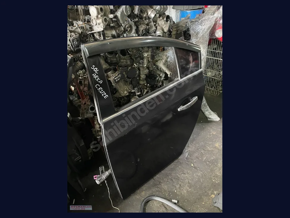 Chevrolet Cruze KAPI çıkma parça fotoğrafı 1